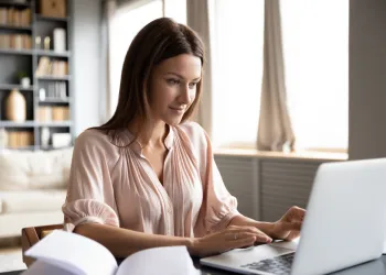 Markaların Dijitalleşme Süreçleri: Adımlar, Avantajlar ve Stratejiler