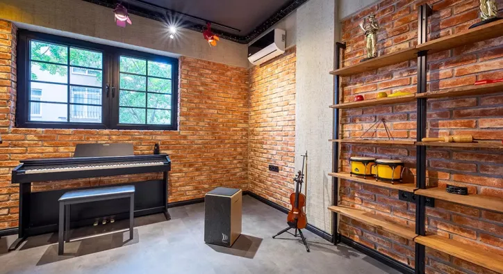 Müzik Akademi: Bir Sanat Yolculuğu