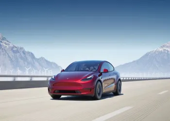 Tesla A.Ş.: Elektrikli Araçlar ve Temiz Enerji Devi