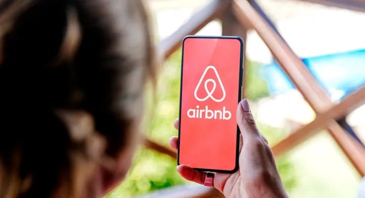 Bir Şişme Yataktan Doğan Global Konaklama Devrimi Airbnb