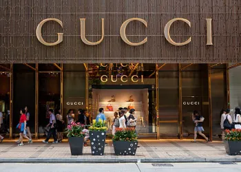 Gucci: İtalyan Lüks Modasının Küresel Simgesi