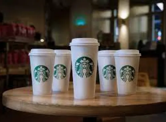Starbucks: İkinci Dalga Kahve Kültürünün Dünya Lideri