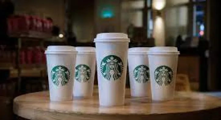 Starbucks: Kahvenin Ötesinde Bir Deneyimin Hikayesi