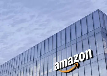 Amazon: E-Ticaret ve Bulut Bilişimin Küresel Gücü