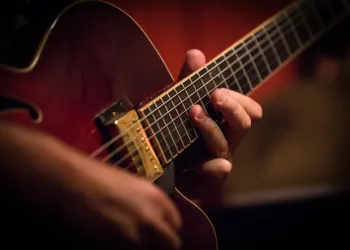 Bir Akorla Başlayan Marka: Gitar Akademi’nin Yıldızlaşan Hikâyesi