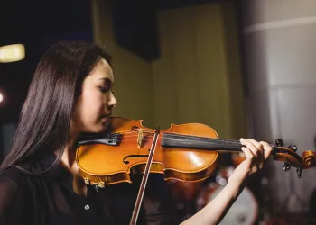 Keman Akademi: Türkiye'nin Keman Eğitimindeki Lider Markası